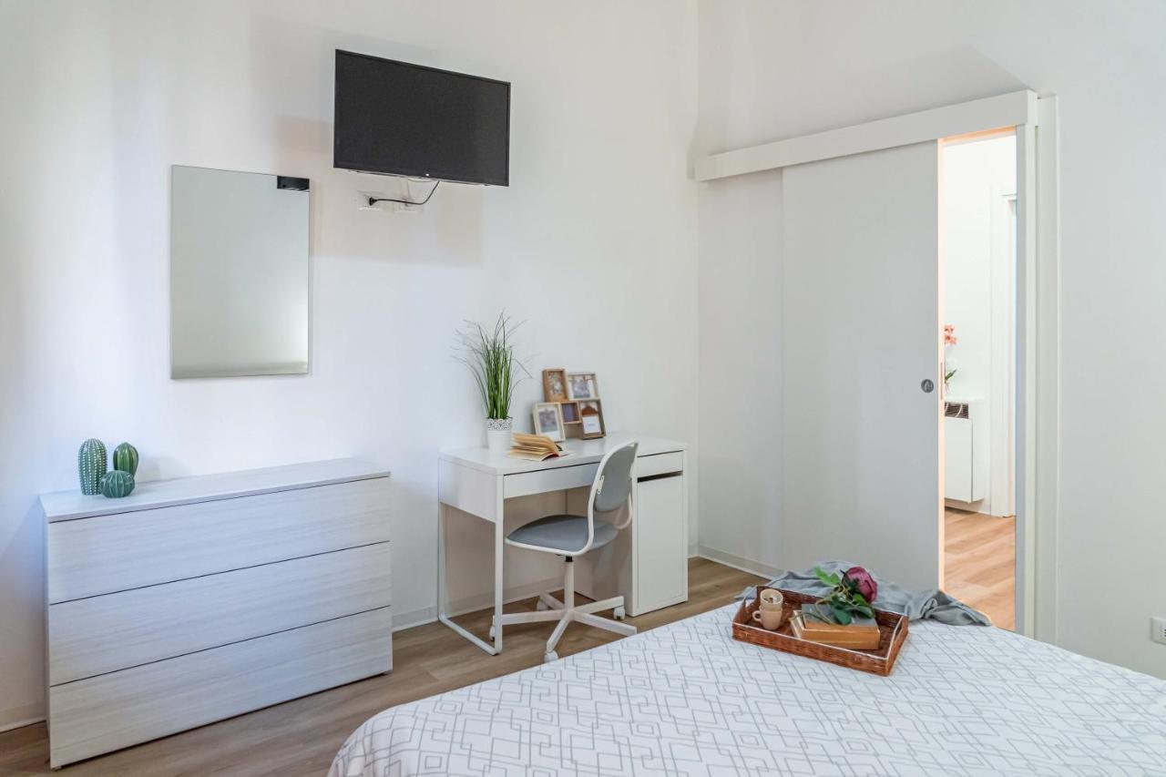 Casa Golgi - Pavia City - By Host4U Exterior photo
